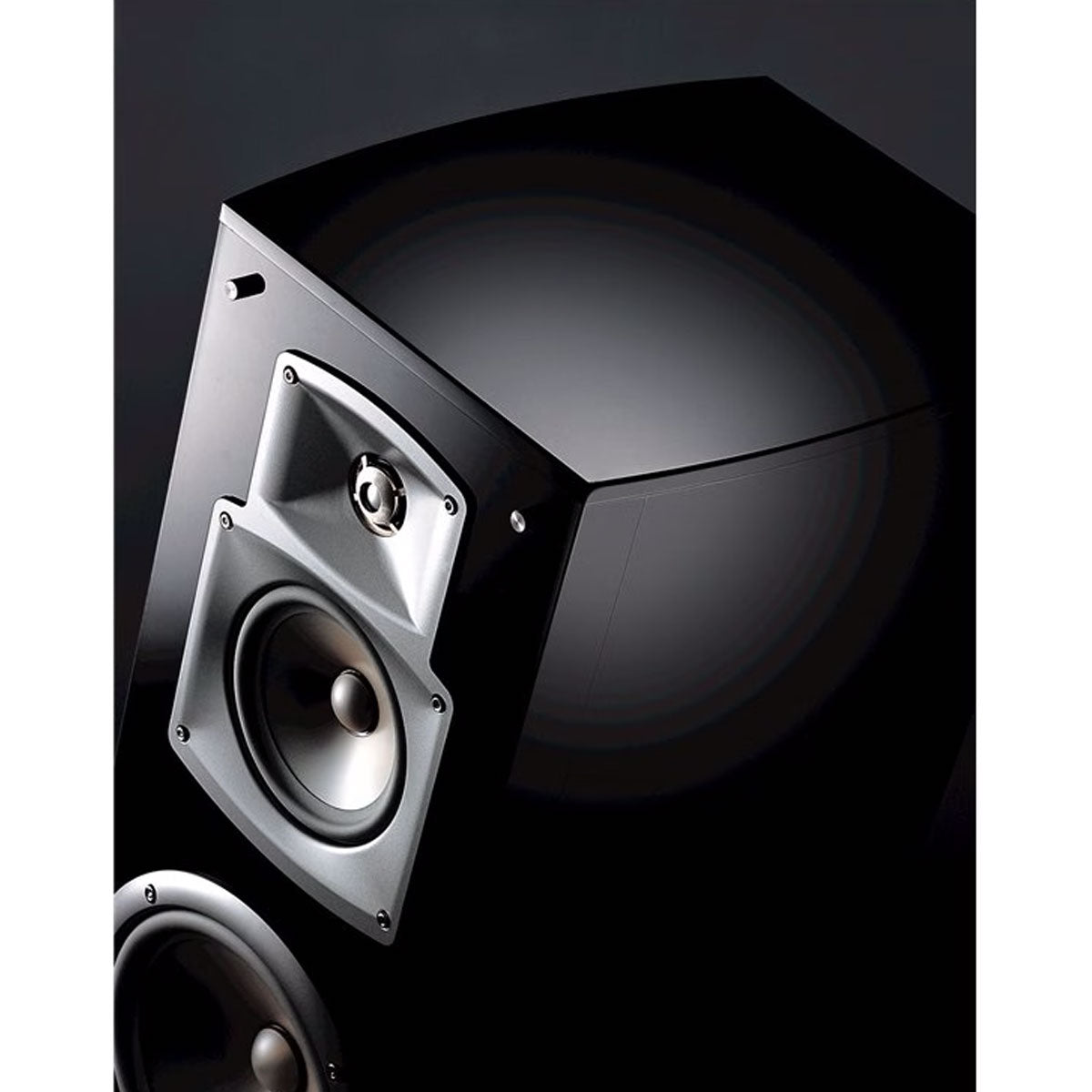 Yamaha NS-777 3-Way Bass Reflex Tower Speaker (Pair)